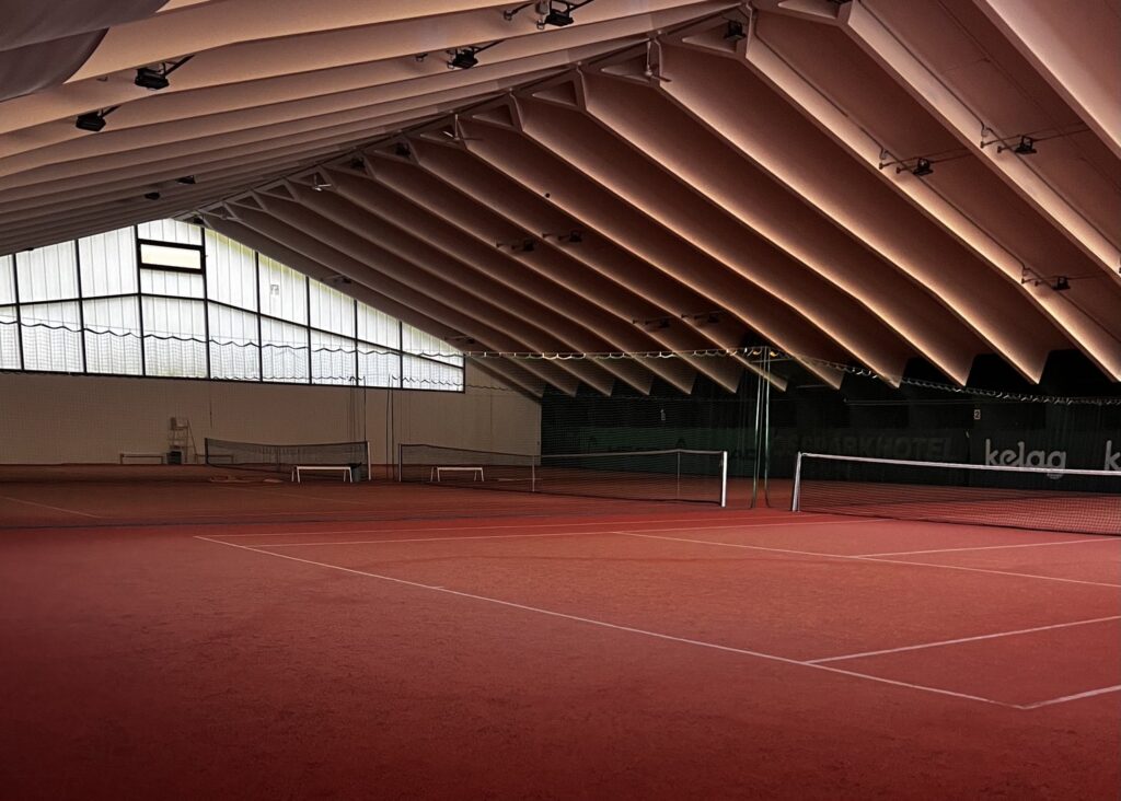 Peak Tennis International 3