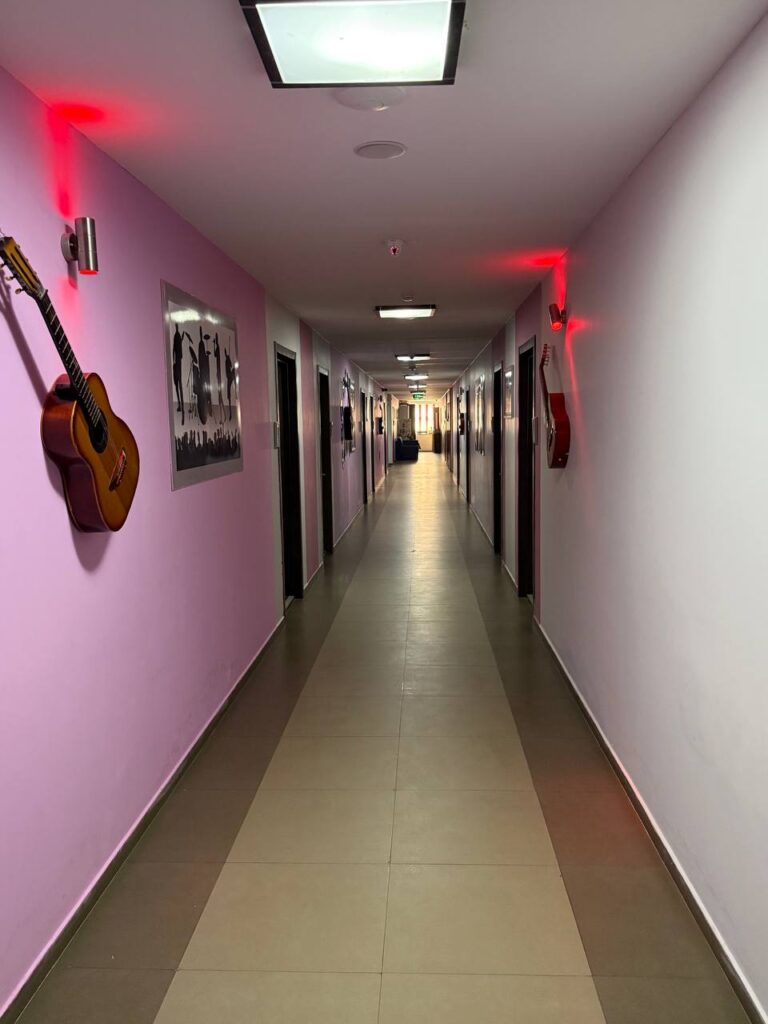 rock-hotel 6