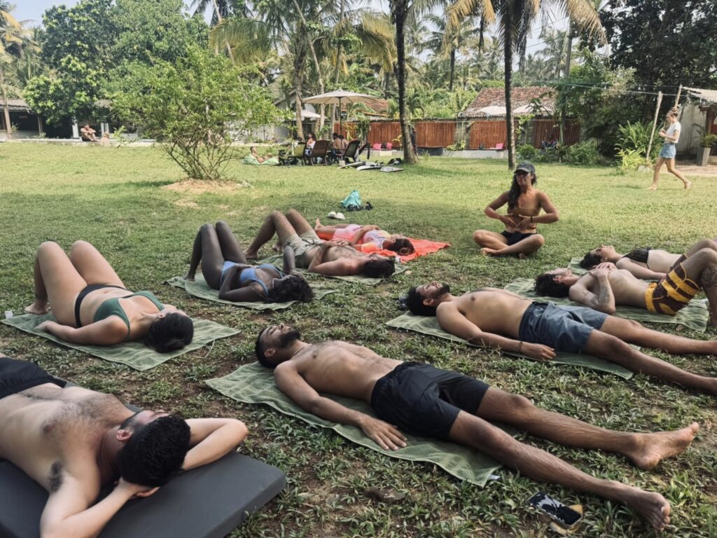 Surf, Move & Breath with Joana & Rita 4