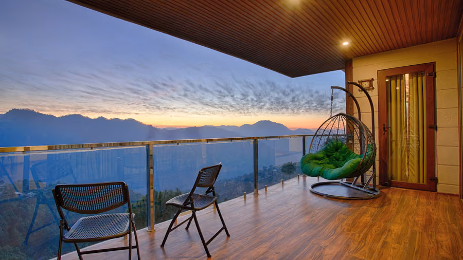 THE MANOR 2