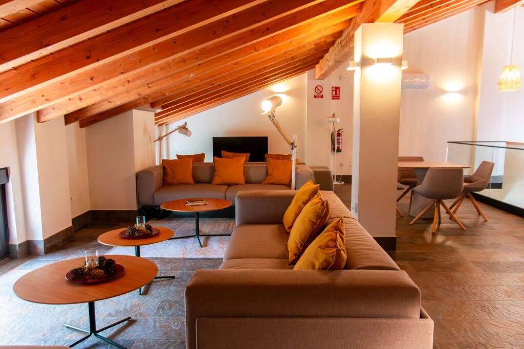 VILLA LUCERNA SPORTS & HOTEL RESORT 3