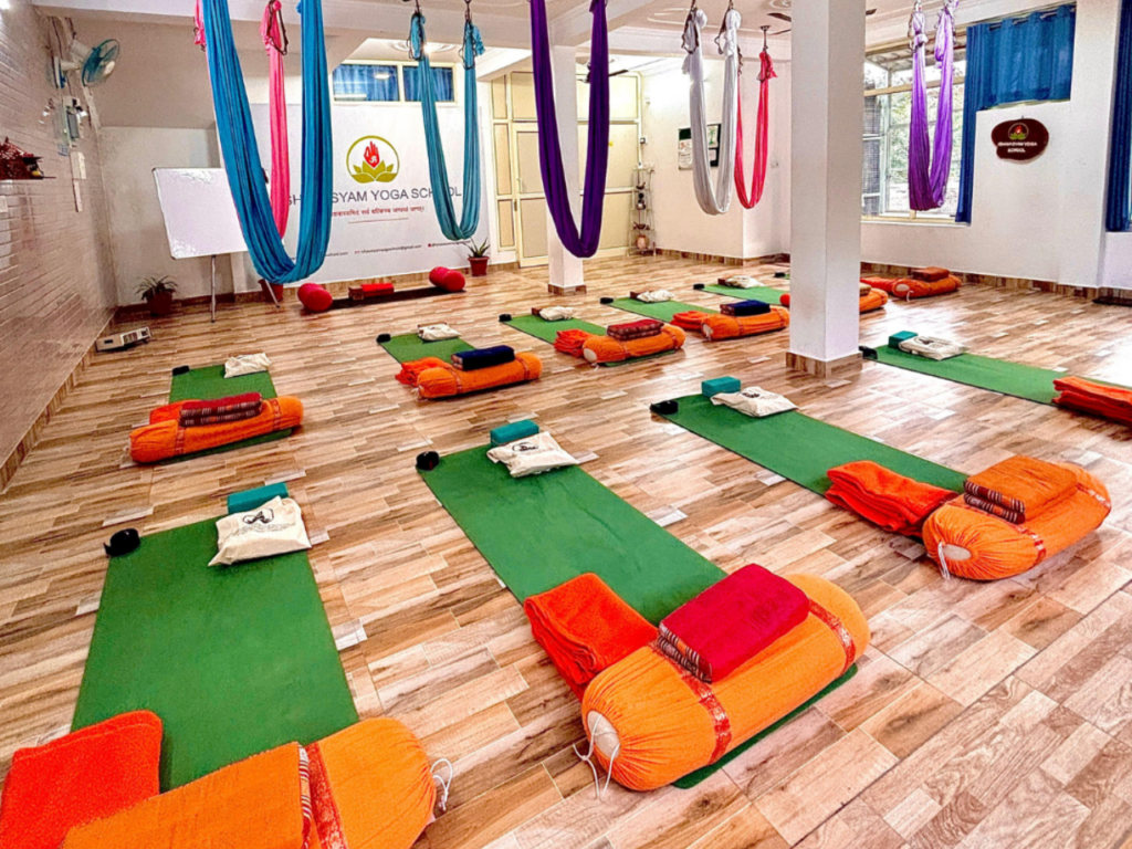 Ishavasyam Yoga School 3